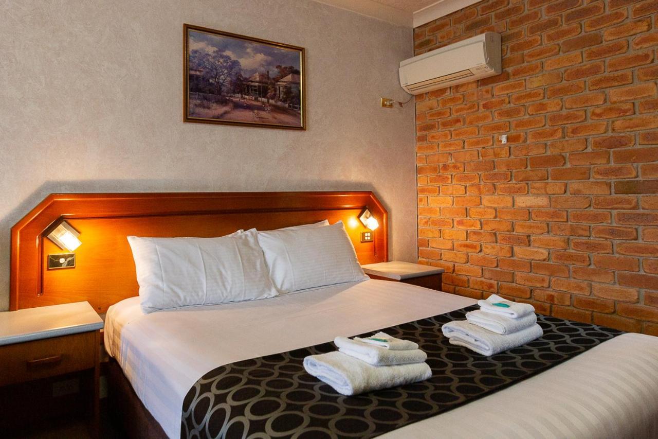 The Crossing Motel Junee Экстерьер фото