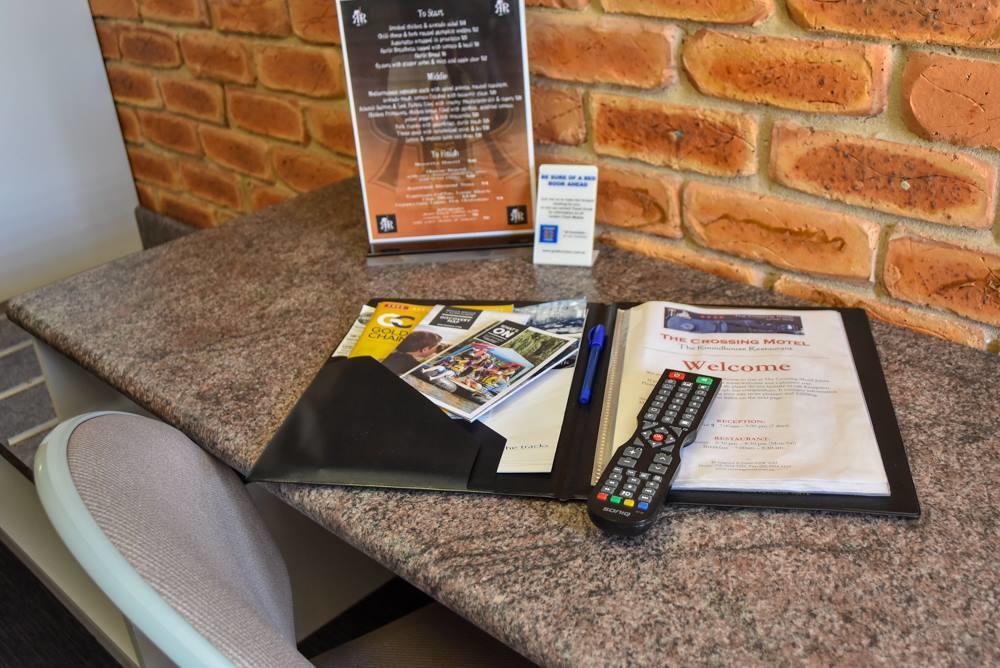 The Crossing Motel Junee Экстерьер фото