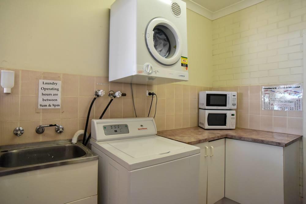 The Crossing Motel Junee Экстерьер фото